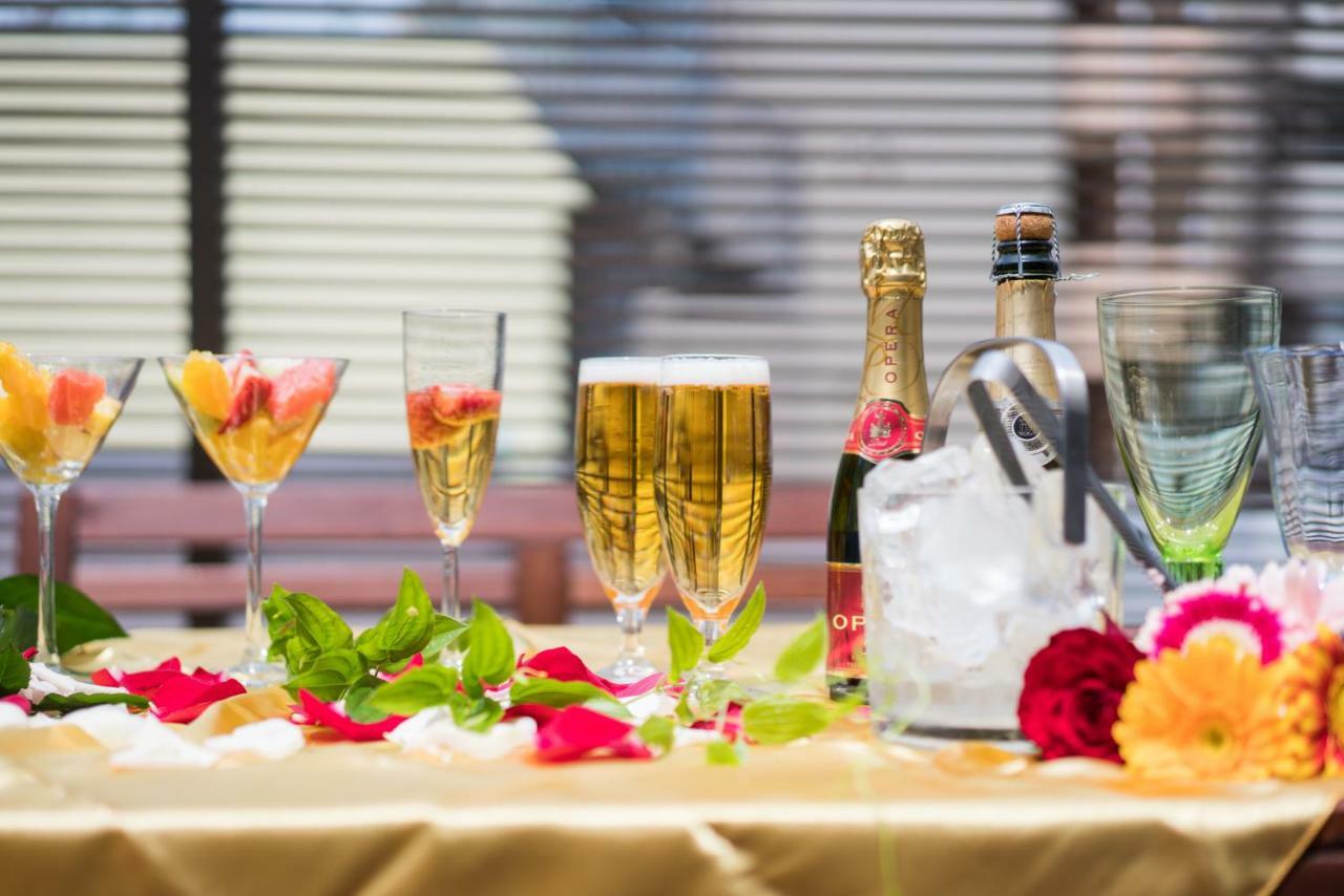 Floral Hotel - Nihonbashi Ōsaka Eksteriør bilde